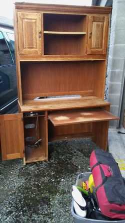 Huge 2 piece office/work hutch w/adapters and working upper lights