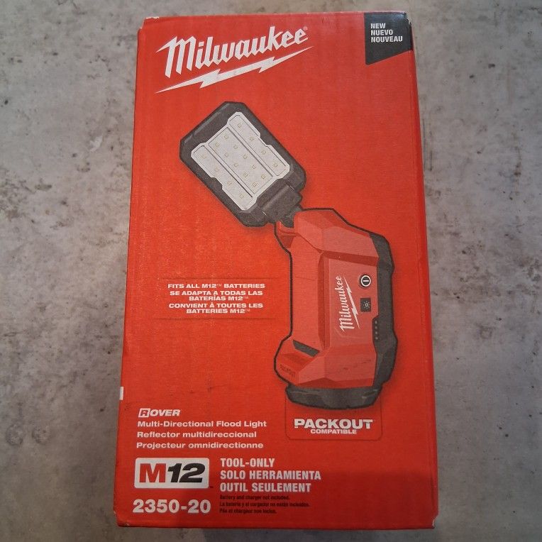 Milwaukee M12 Rover Multi- Directional Flood Light
