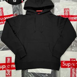 SUPREME HOODIE AND SWEATS
