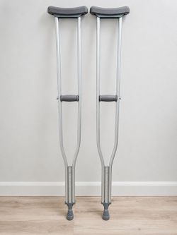 Muletas ajustables de aluminio – Como nuevas
