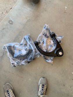 Tundra upper control arms