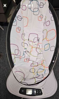 Momaroo baby bouncer