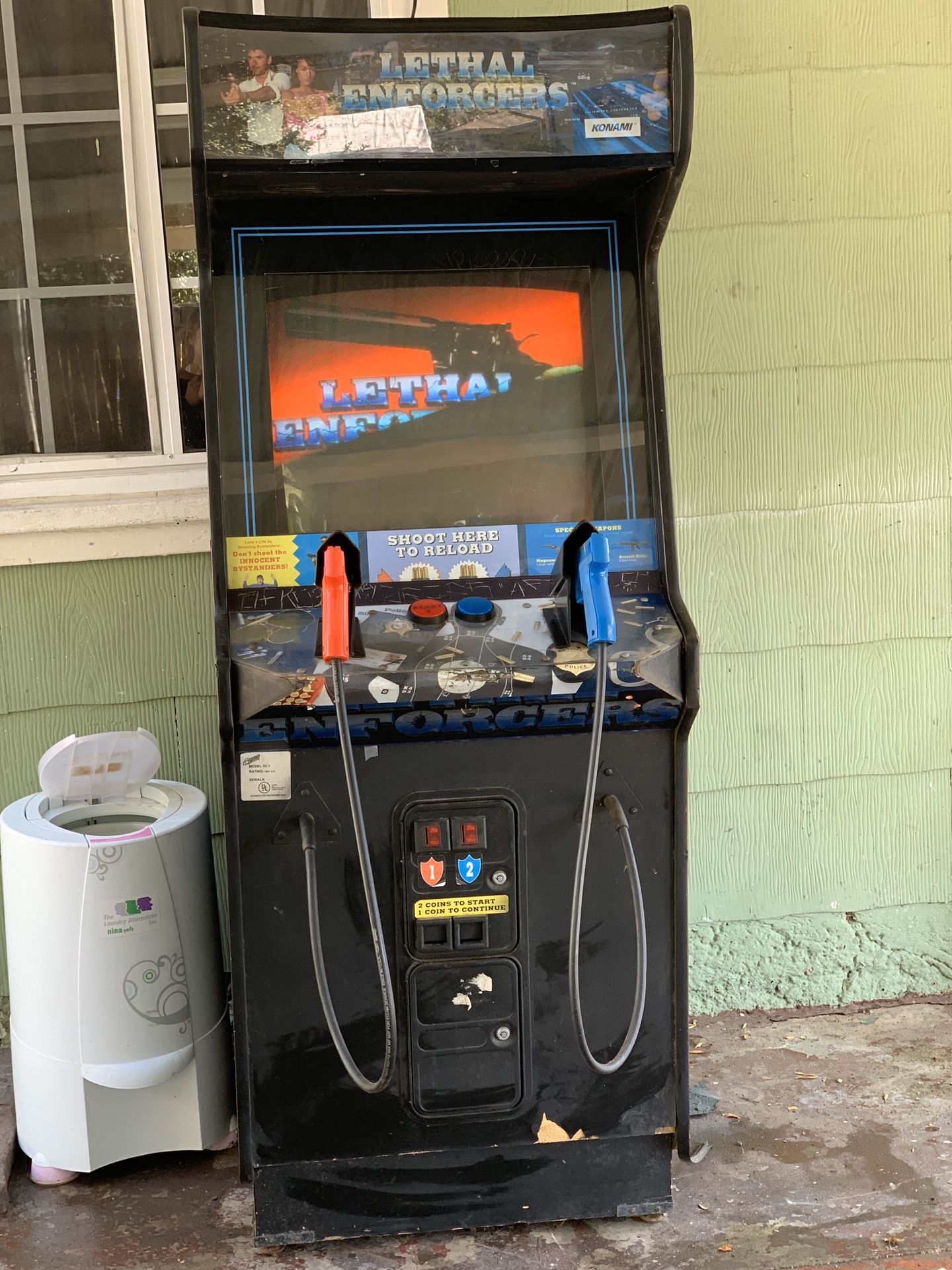 Lethal Enforcers (Kanomi) Arcade Game