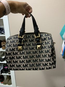 Michael kors purse