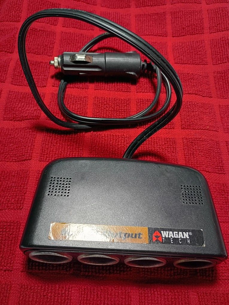 Auto 4 Way Socket