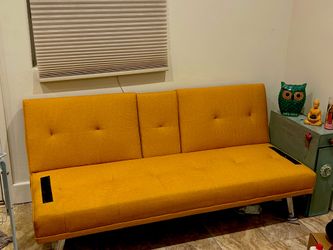 Small sofa folds into bed