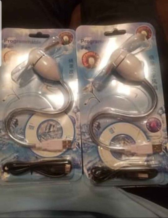 (2) USB Programmable Fans