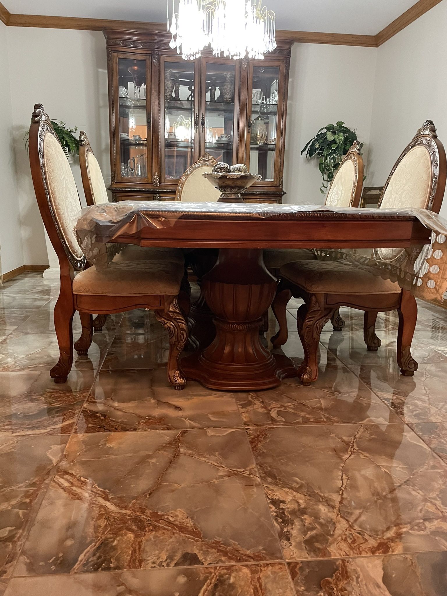 Dining Table set And china Cabinet