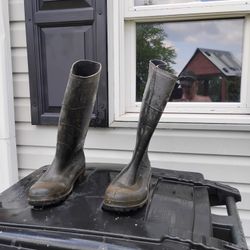 Universal Garden Boots