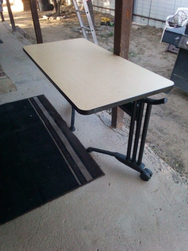 Folding Table