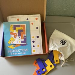 Shapes Matching Puzzle Game, Montessori Toy, 3+, Brand New
