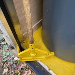 Bucket, Shop Vac, Mops Trash Cans