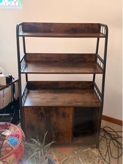 Storage/book shelf with hidden litter box or cat condo