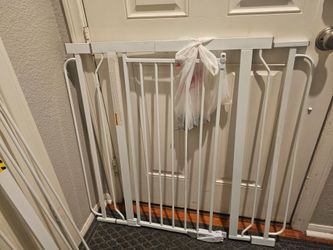 TALL BABY GATE