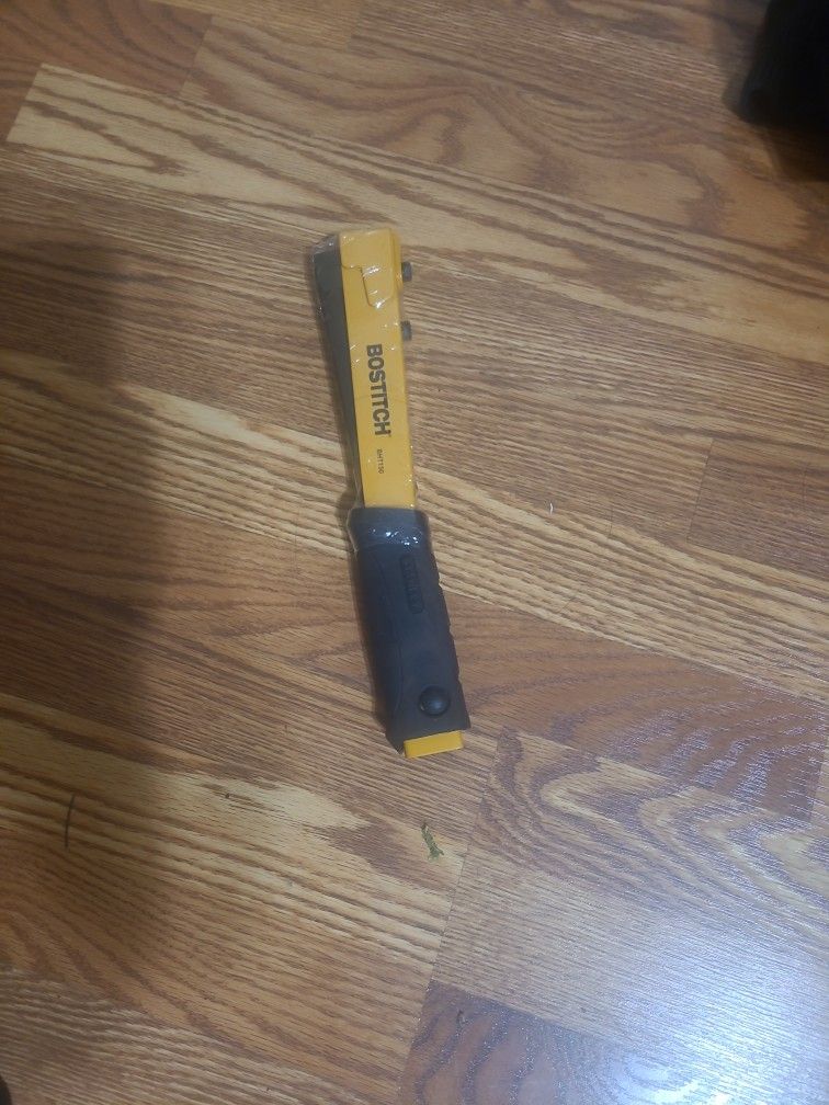 Bostitch Hammer Tacker