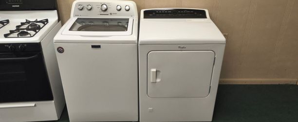 MAYTAG ELITE WHITE TOPLOAD WASHER & WHIRLPOOL WHITE GAS DRYER SET