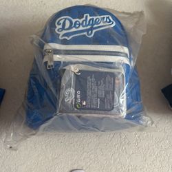 BNWT dodgers 2023 backpack with the matching 2023 Dodgers wallet