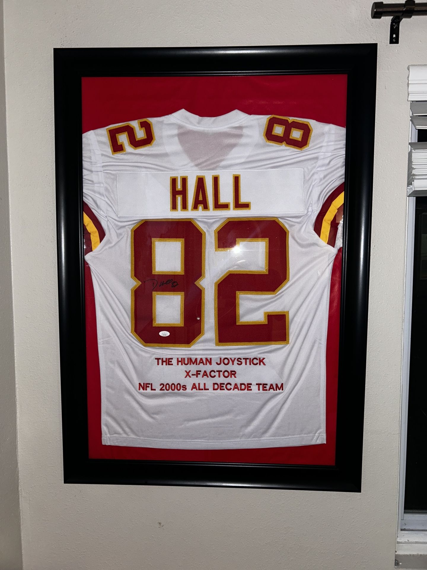 KC CHIEFS DANTE HALL AUTHENTICATED SIGNATURE JERSEY