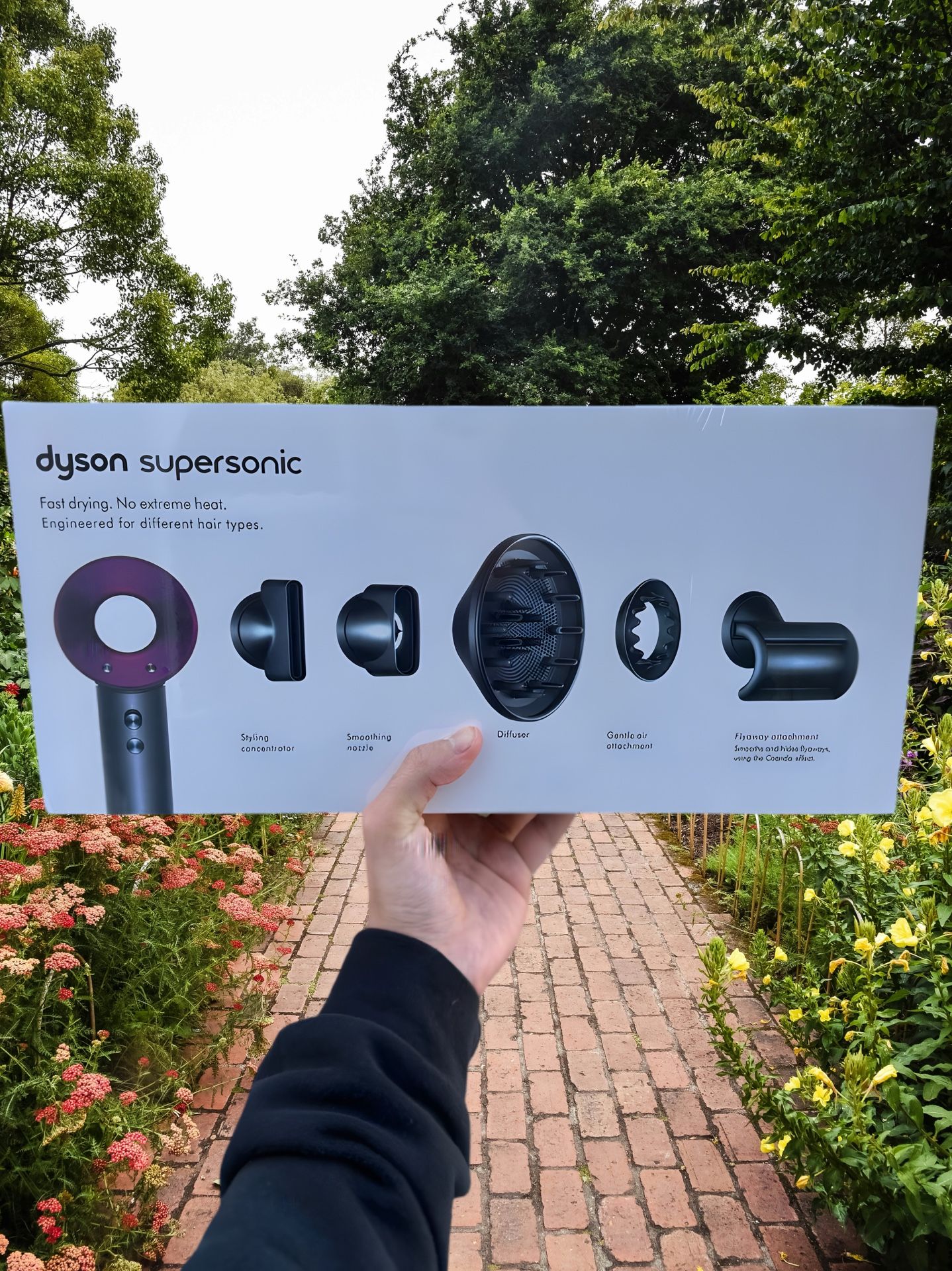 New & Certified Dyson Supersonic Hair Dryer – Most Pop Model, Fast Drying