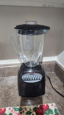 Oster Simple Blend 10-Speed Blender