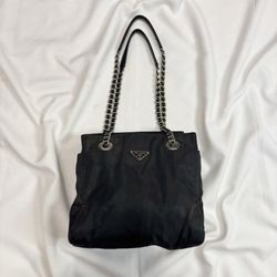 𝐩𝐫𝐚𝐝𝐚  bag 