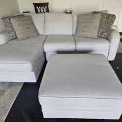 Ashley Furniture Huntsworth Sectional w/ Ottoman
