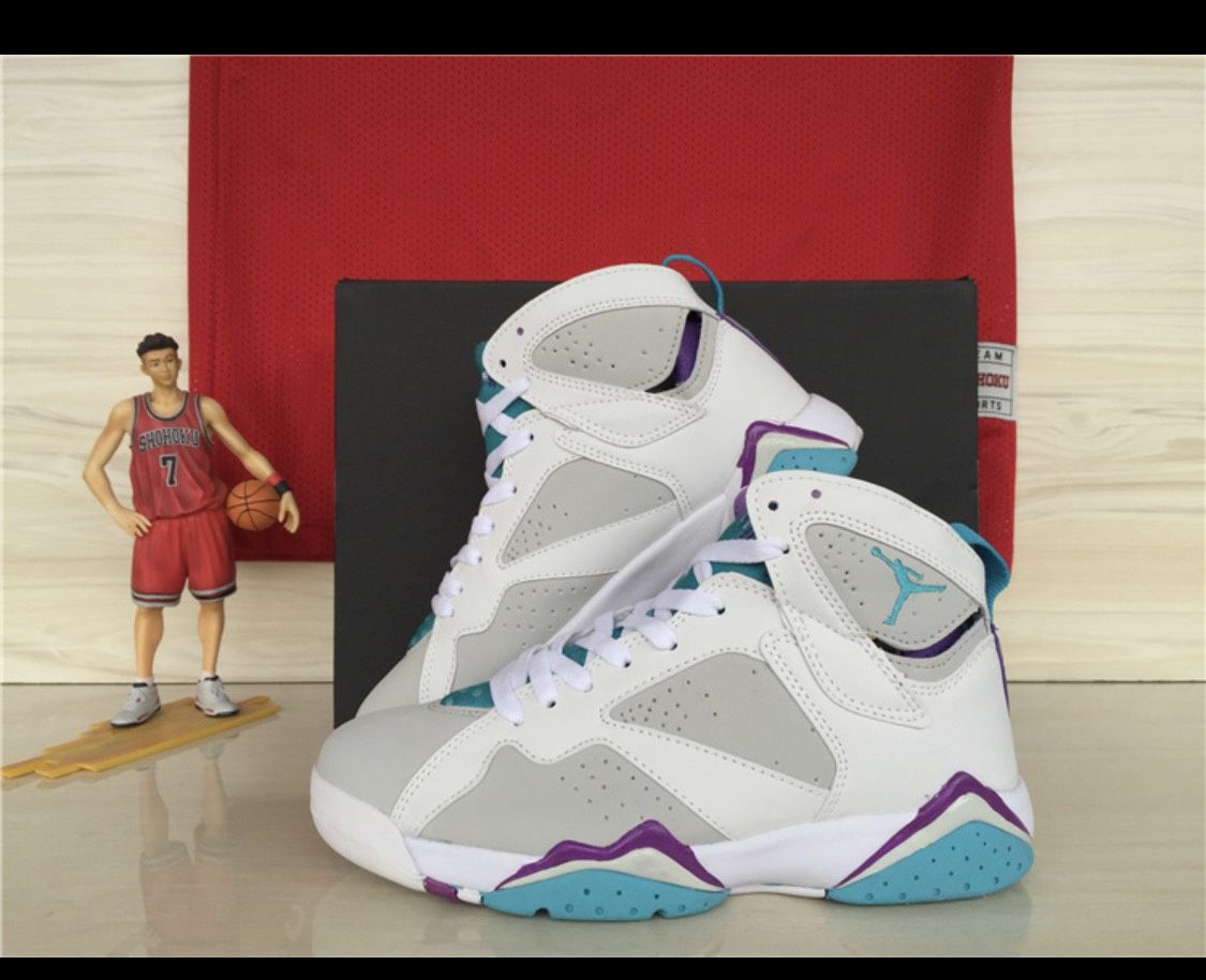 Nike Air Jordan 1 Mid "and Jersey