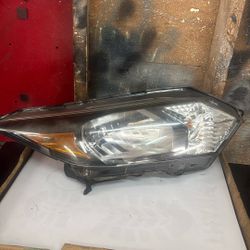 2016-2017 HONDA HR-V FRONT RIGHT PASSENGER SIDE HALOGEN LIGHT HEADLIGHT LAMP OEM