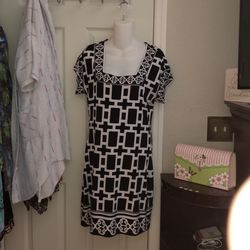 Beautiful White Black design brand dress