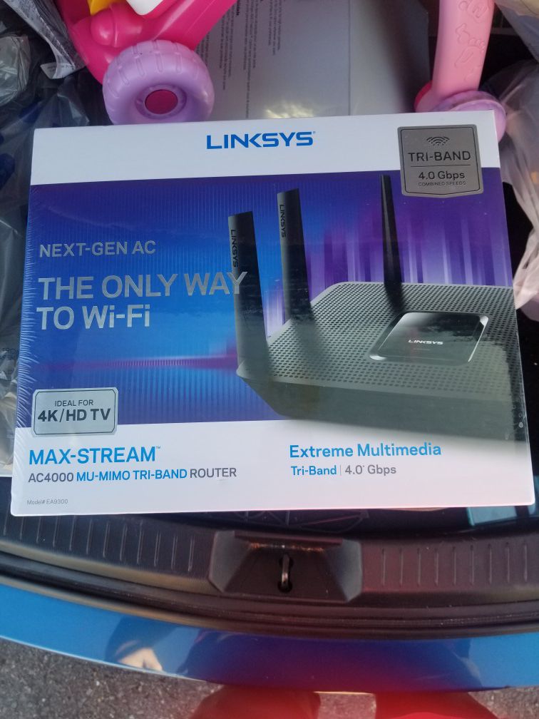 Linksys Max-Stream AC4000 MU-MIMO Wi-Fi Tri-Band Router