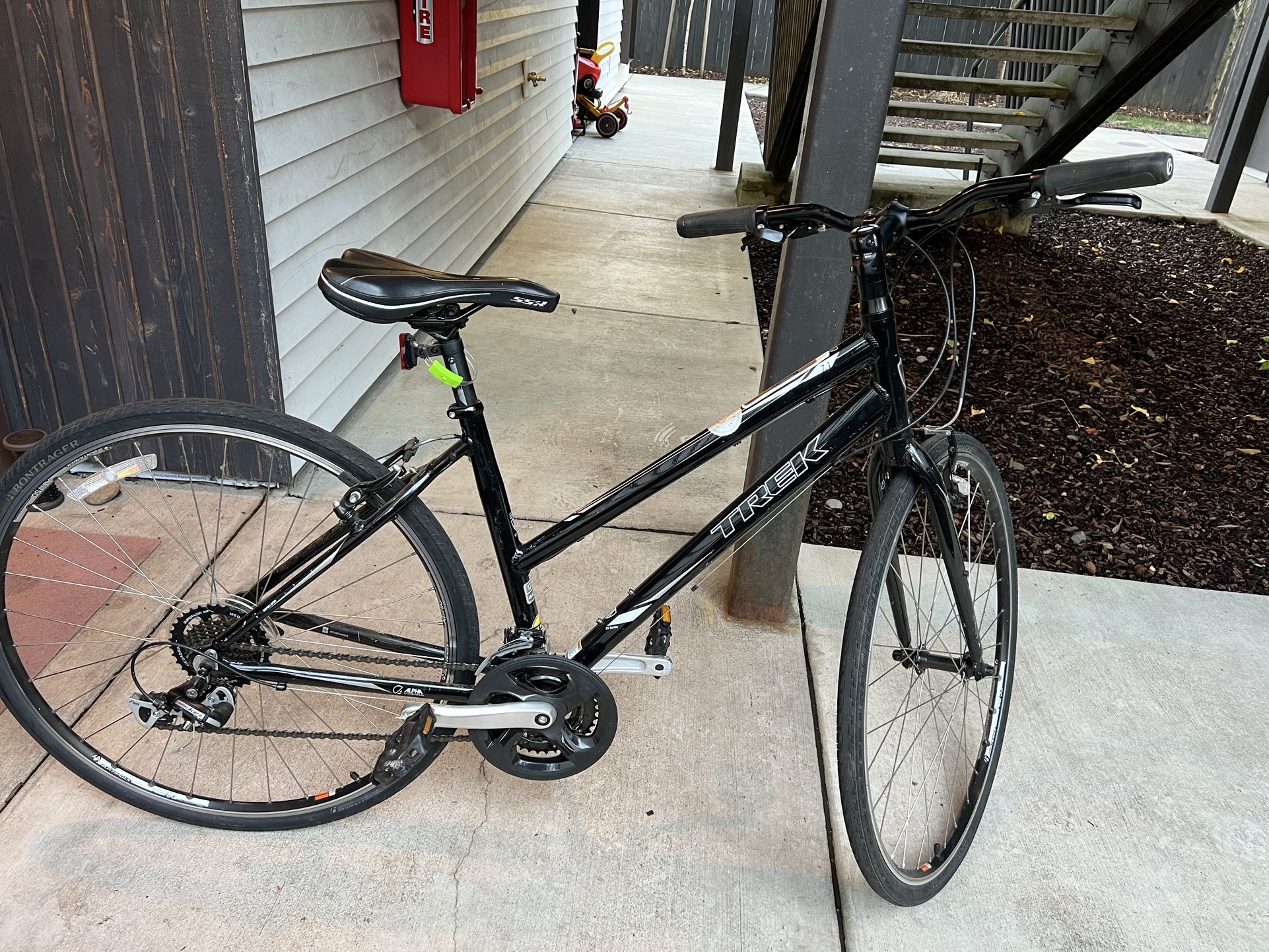 Trek FX series hybrid bike