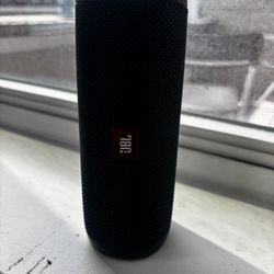 JBL Flip 5