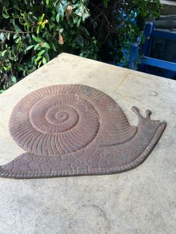 No rush; Vintage 1950s Cast Iron One Dimensional Snail Paver: