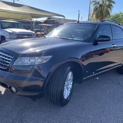 2005 Infiniti FX35