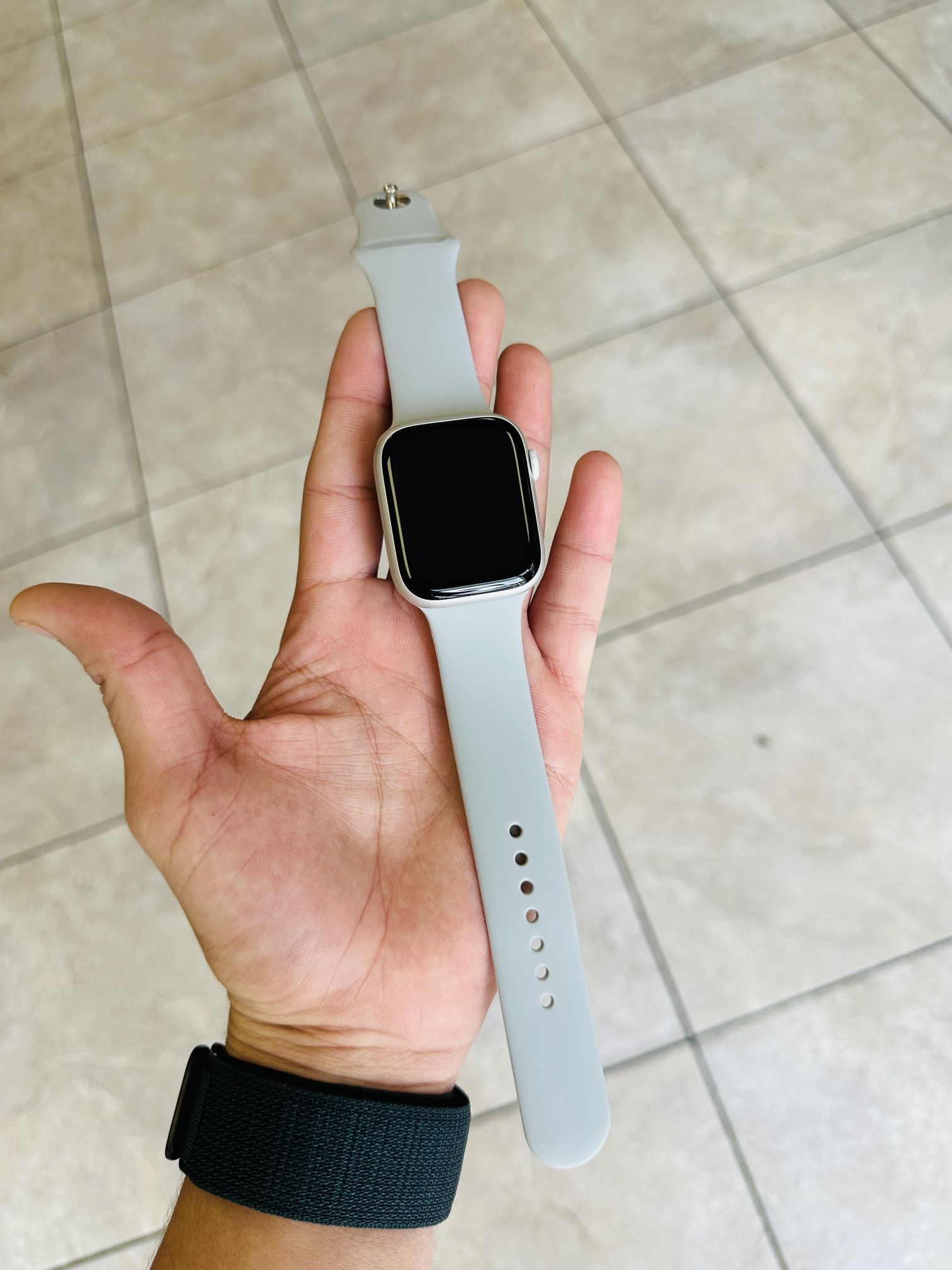 Apple Watch Series 8