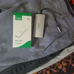 Usb-C Hub