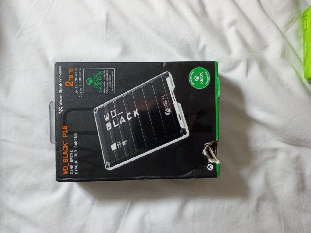 WD BLACK P10