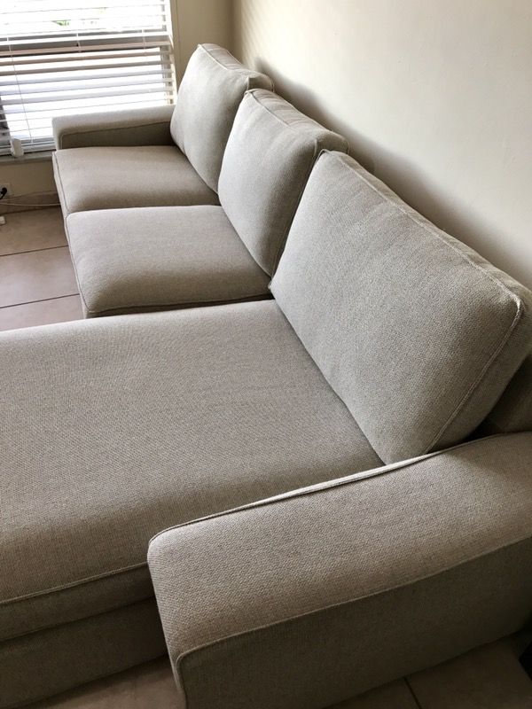 Hillared 2024 beige kivik