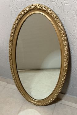 Oval Mirror