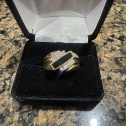 14k Ring With Diamonds ❌sold❌