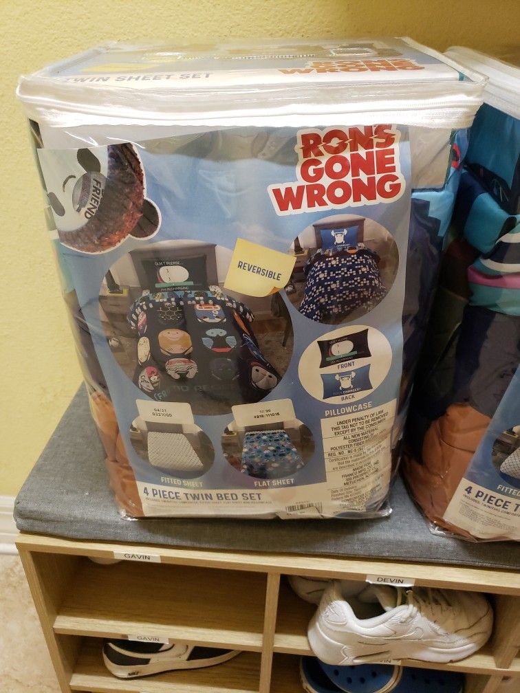 Microfiber Reversible Twin Comforter Sets