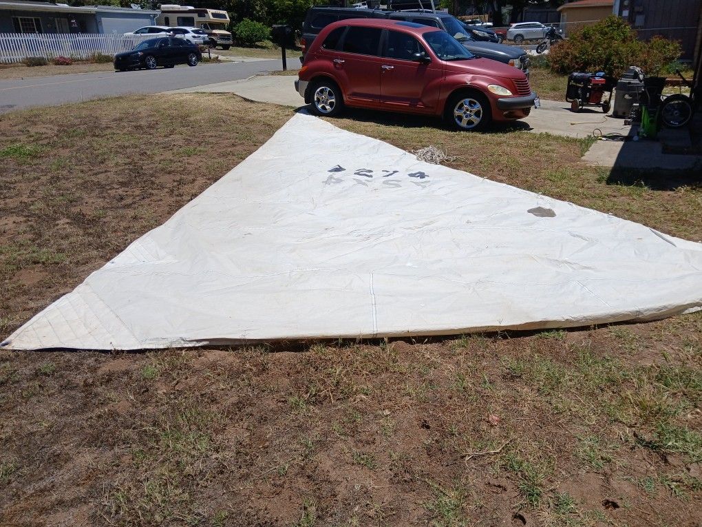 Sell For Single Sailboat Or Double Sailboat Not Sure No Rips No Tears And Good Condition