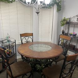 Dining Room Set with Bakers Rack