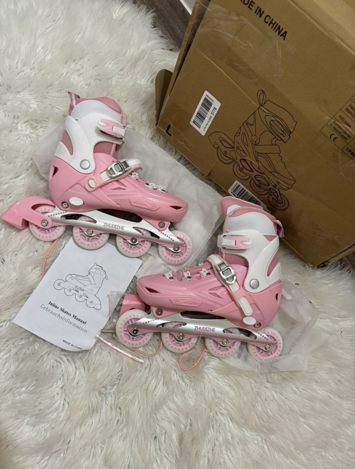 Inline Skates for Girls and Boys, 4 Size Adjustable Light up Wheels Kids Inline Skates for Toddlers Beginner Outdoor Indoor Sport