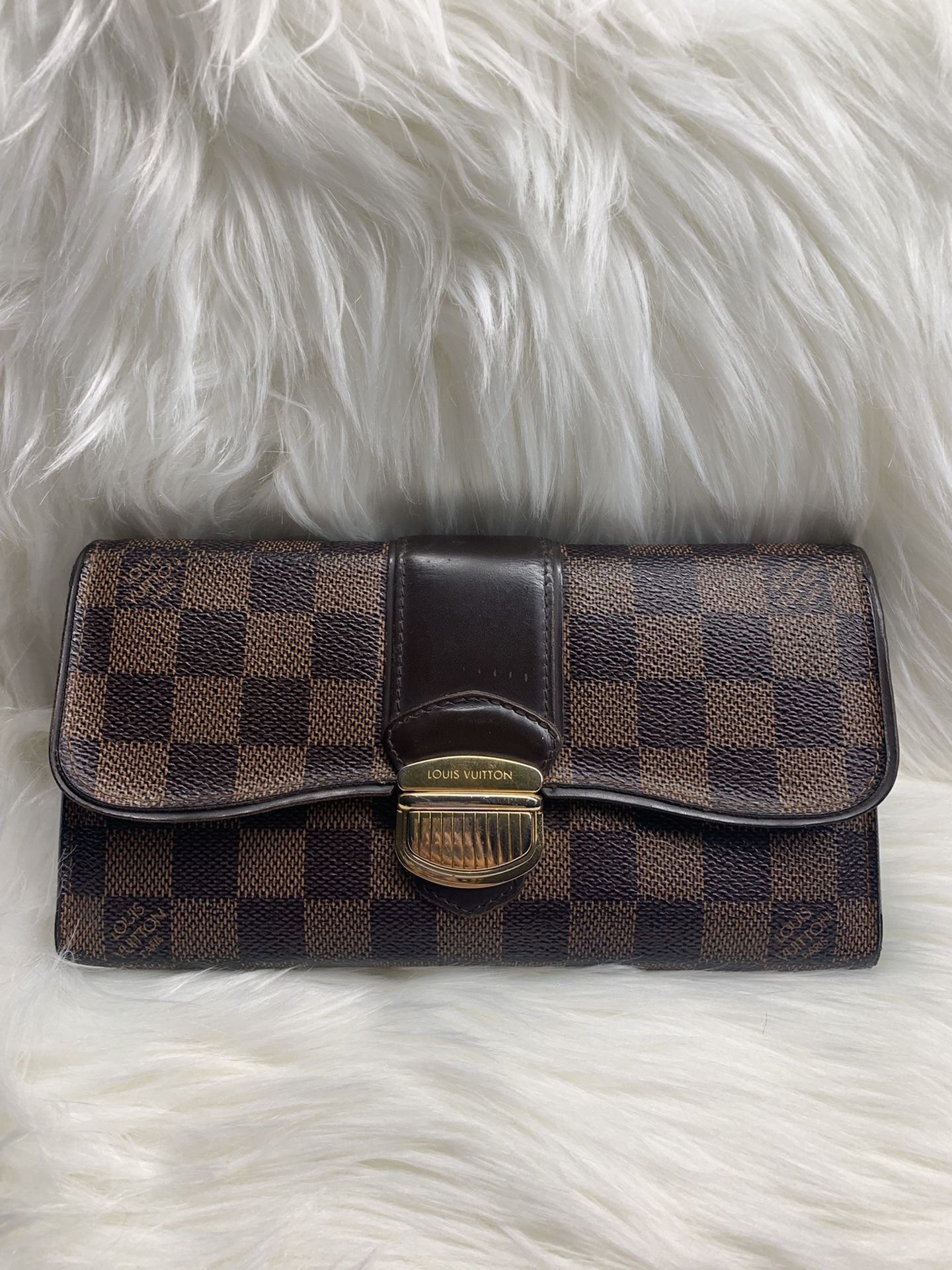 Louis Vuitton Wallet