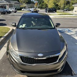 2013 Kia Optima EX – Leather, Sunroof, Nav, Runs Great 
