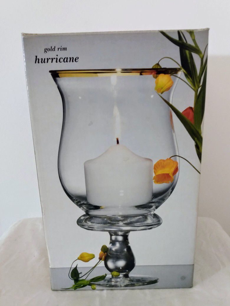 Gold Rim Hurricane Lamp 