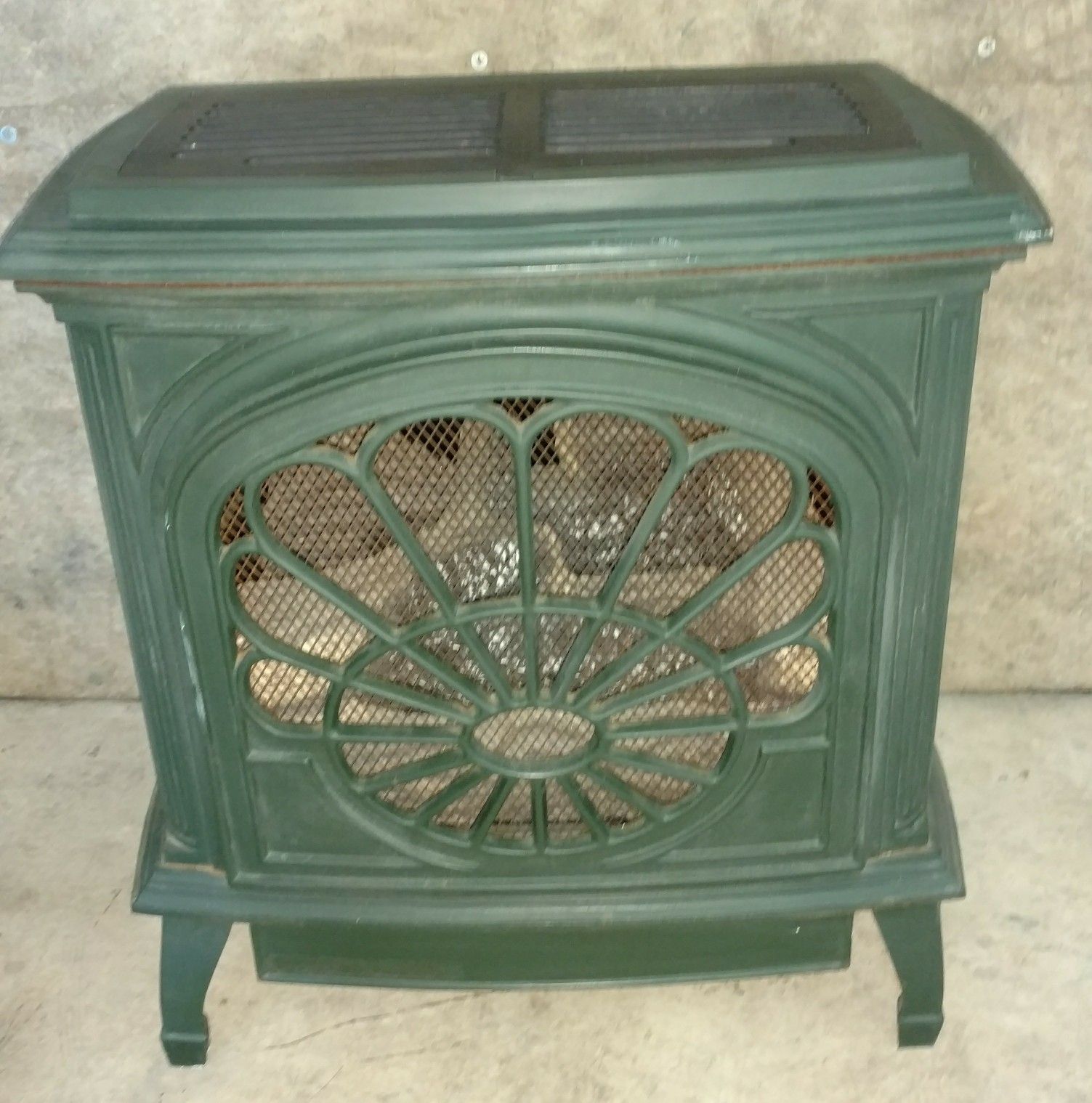 Desa Vanguard Amity Cast Iron Vent Free Natural Gas Stove