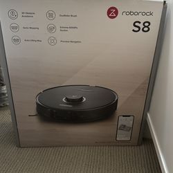 roborock S8 Robot Vacuum and Mop Cleaner