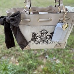 Juicy Couture Classic Scottie Dog tote daydreamer - Chocolate/Sandstone